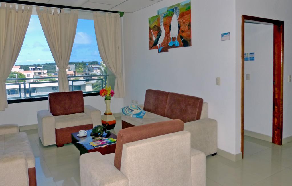 Hospedaje Brisas Del Pacifico Puerto Ayora  Room photo