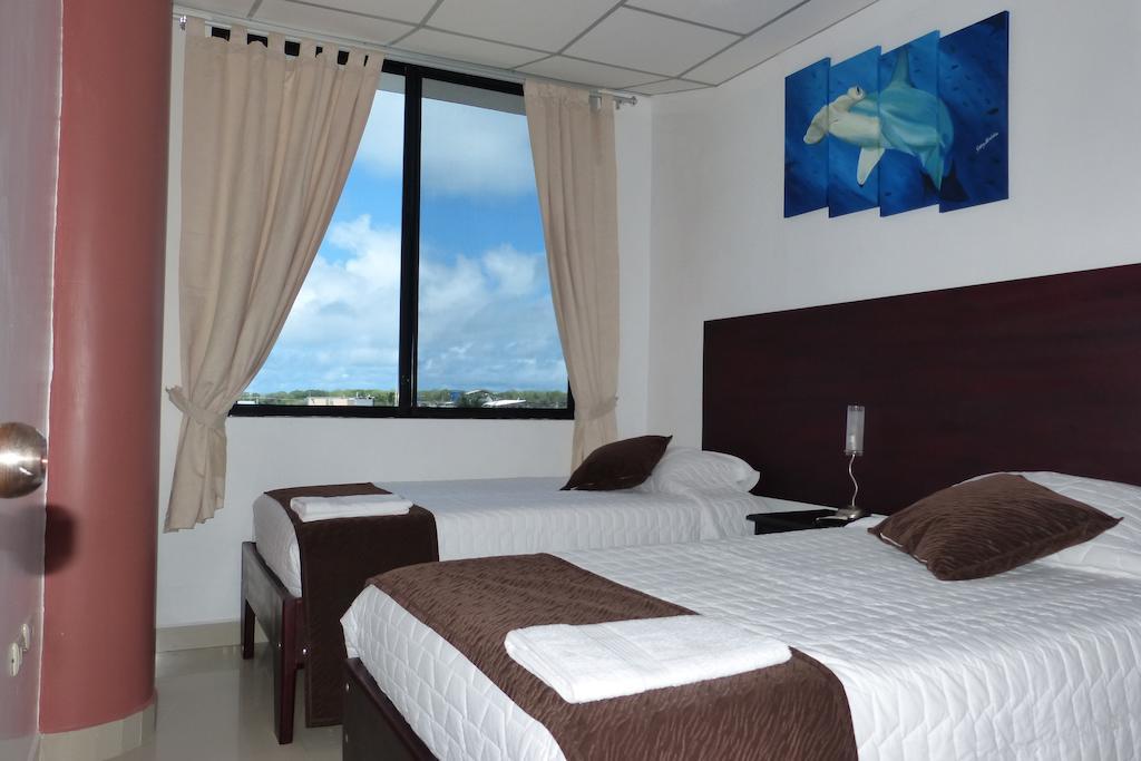 Hospedaje Brisas Del Pacifico Puerto Ayora  Room photo